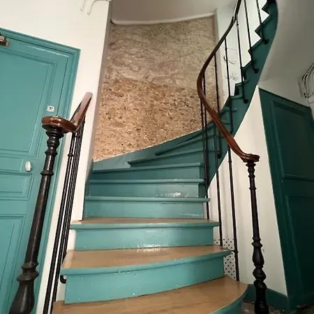 Fonctionnel Neuf Paris